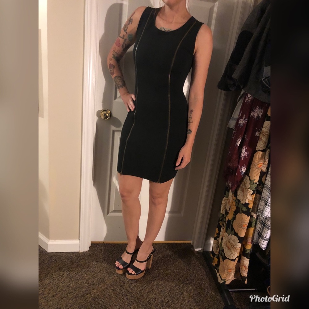 BONGO black zipper dress